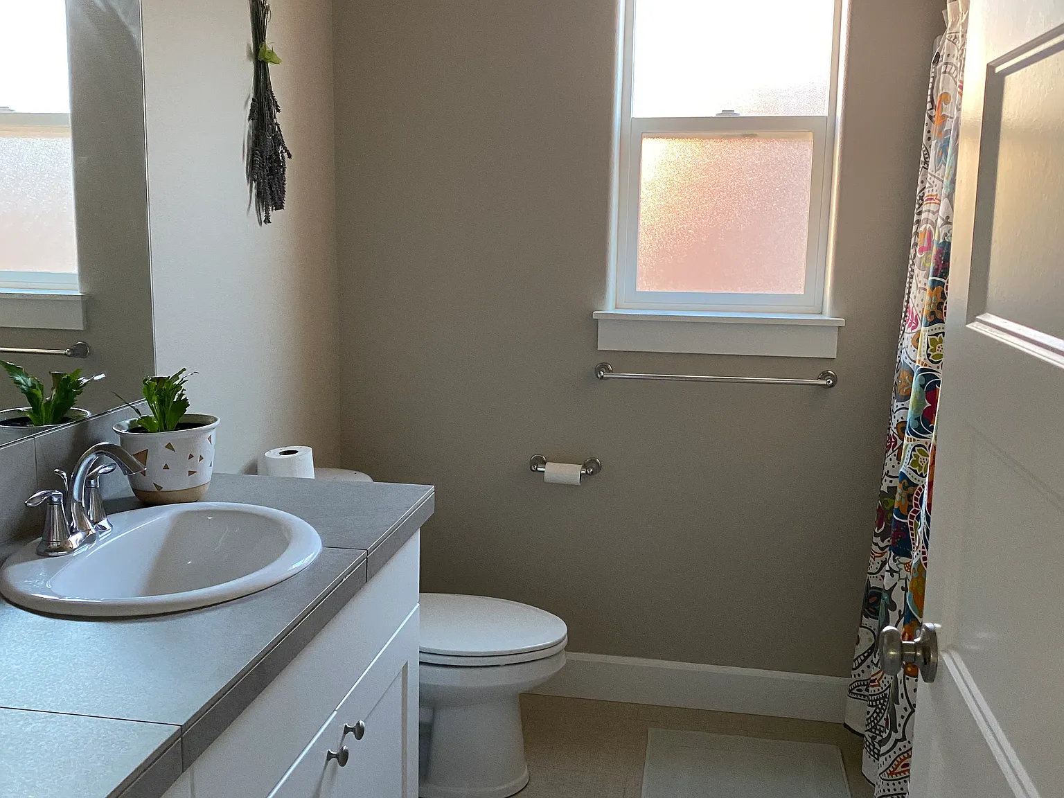 3 bed, 2.5 bath, 1772 sqft, $3,300 — Photo 4