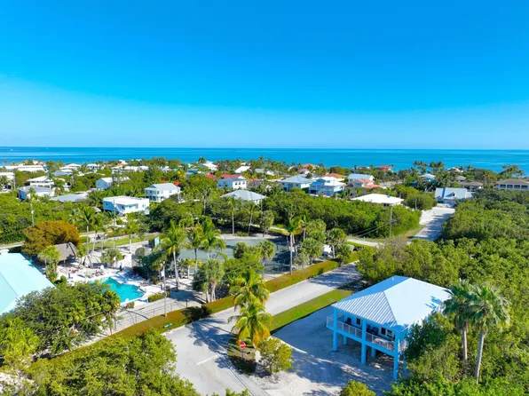 101 San Juan St, Duck Key, FL 33050