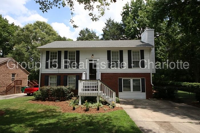 1st image of 10823 Kingfisher Dr