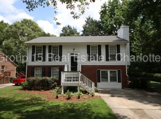 10823 Kingfisher Dr, Charlotte, NC 28226