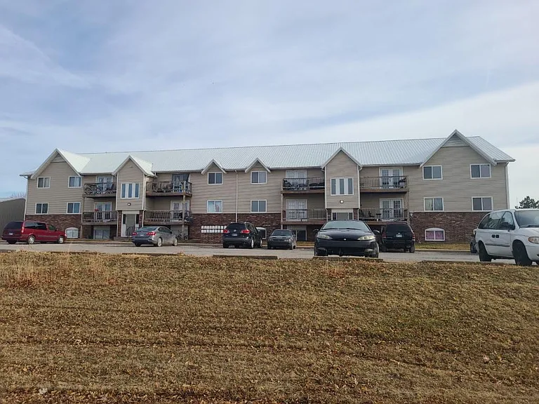 300 E Windsor Rd #123 — Photo 1