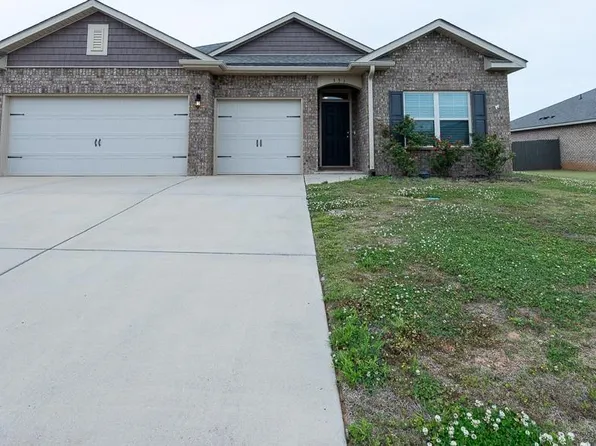 331 Jackson Point Cir, Huntsville, AL 35811
