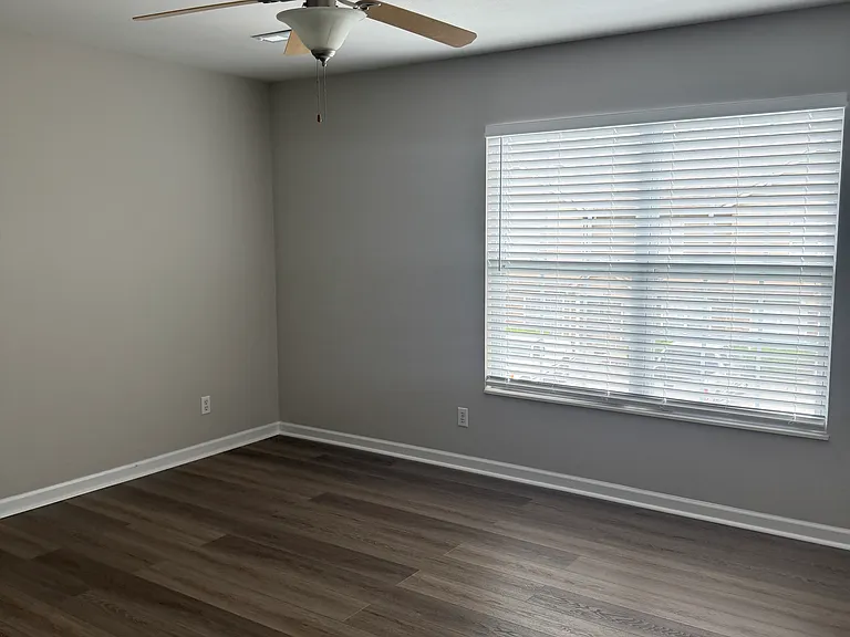 763 Casey Ln — Photo 13