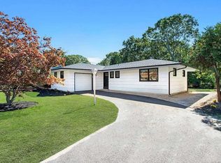 4 Staller Blvd, Hampton Bays, NY 11946