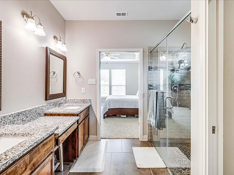 7617 Diamond Dr — Photo 23