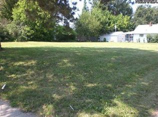 8208 Memphis Ave, Brooklyn, OH 44144