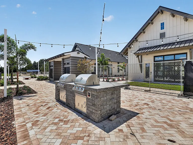 LEO at Cypress Creek- Single Family Rental Homes — Photo 5