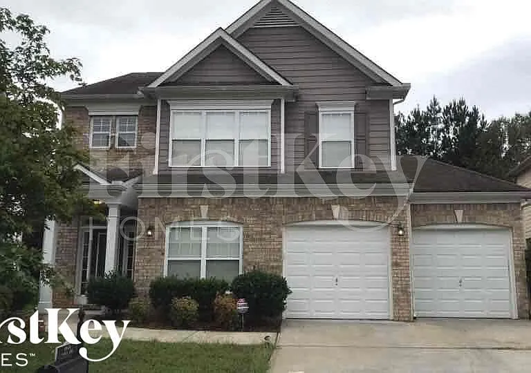 7368 Taloga Ln — Photo 1