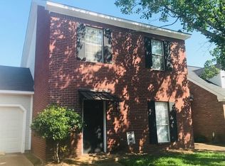 19 Stanford Ct, Jackson, MS 39211