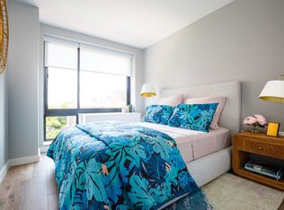 751 E 6th St APT 6N, New York, NY 10009