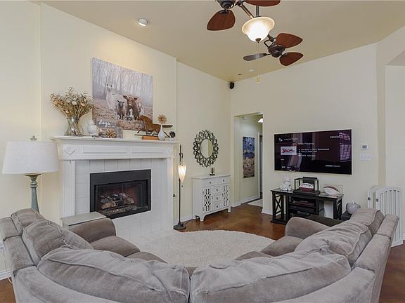 5th image of 2704 Norfolk Ct