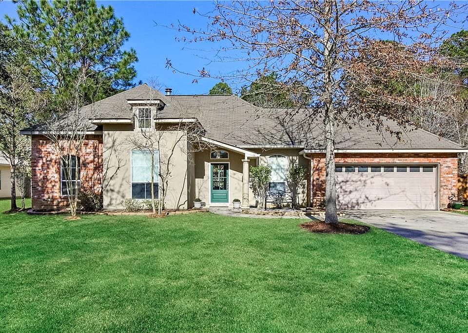 1st image of 118 Stonewood Dr