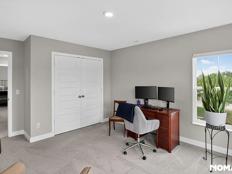 9540 Park Meridian Dr — Photo 18