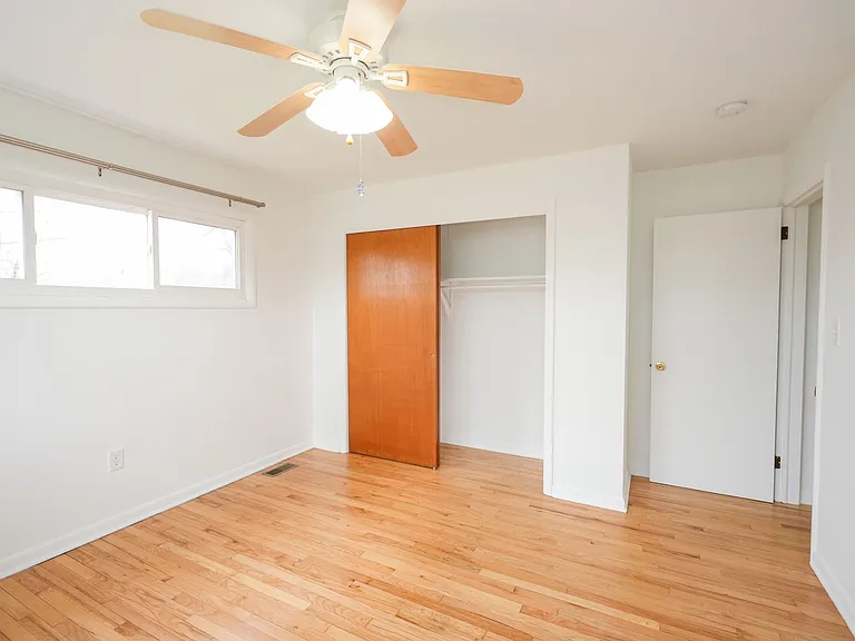 2305 River Rd — Photo 20