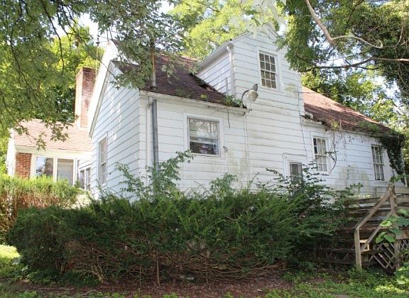 2nd image of 6110 N Main St