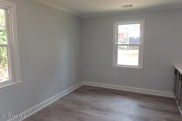 2401 Comanche Rd — Photo 5