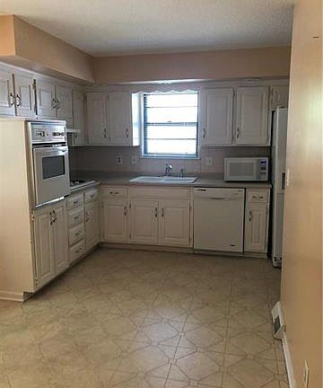 2nd image of 7933 Jarboe St