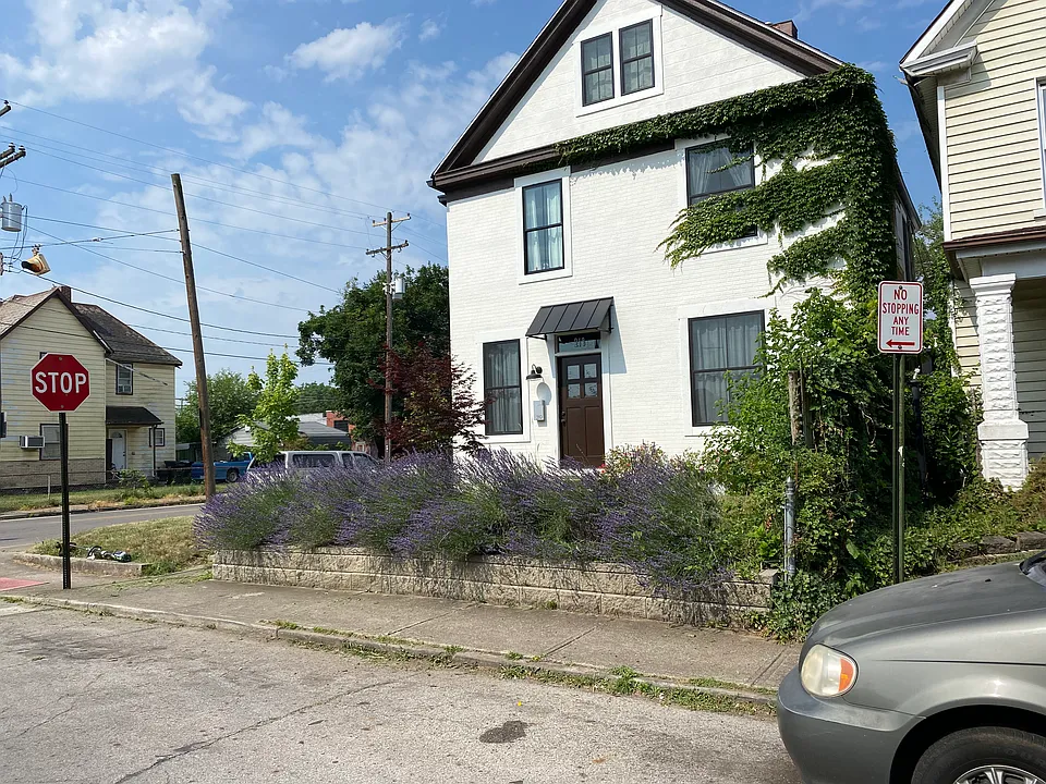 219 S Cypress Ave
