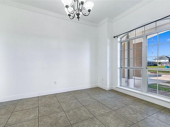 5th image of 3709 Palmisano Blvd