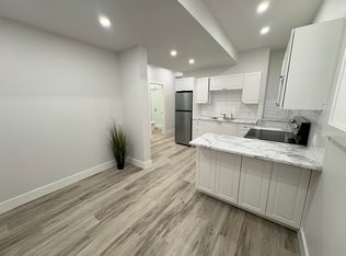 22 Stirton St #B, Hamilton, ON L8L 6E8