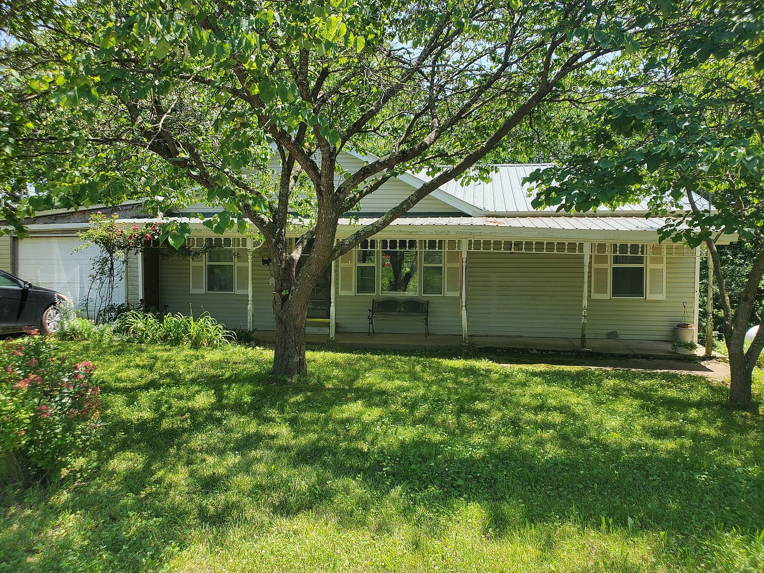 407 College Rd, Omaha, AR 72662 | Zillow