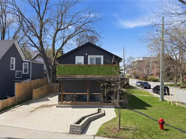 4733 River Rd, Niagara Falls, ON L2E 3G3