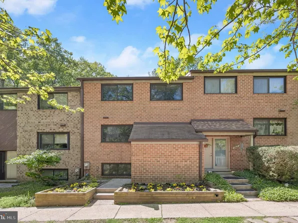 9015 Moving Water Ln, Columbia, MD 21046