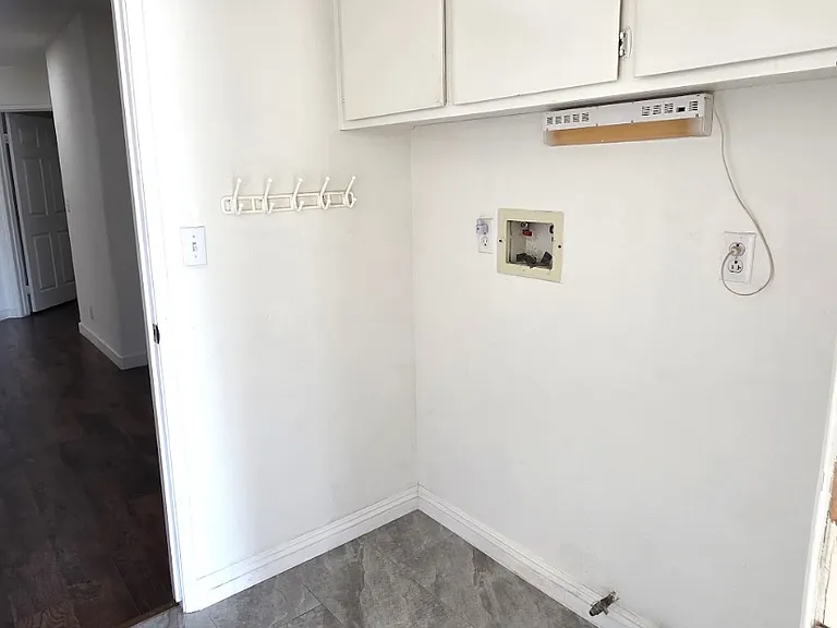 1752 Bradcliff Way — Photo 32