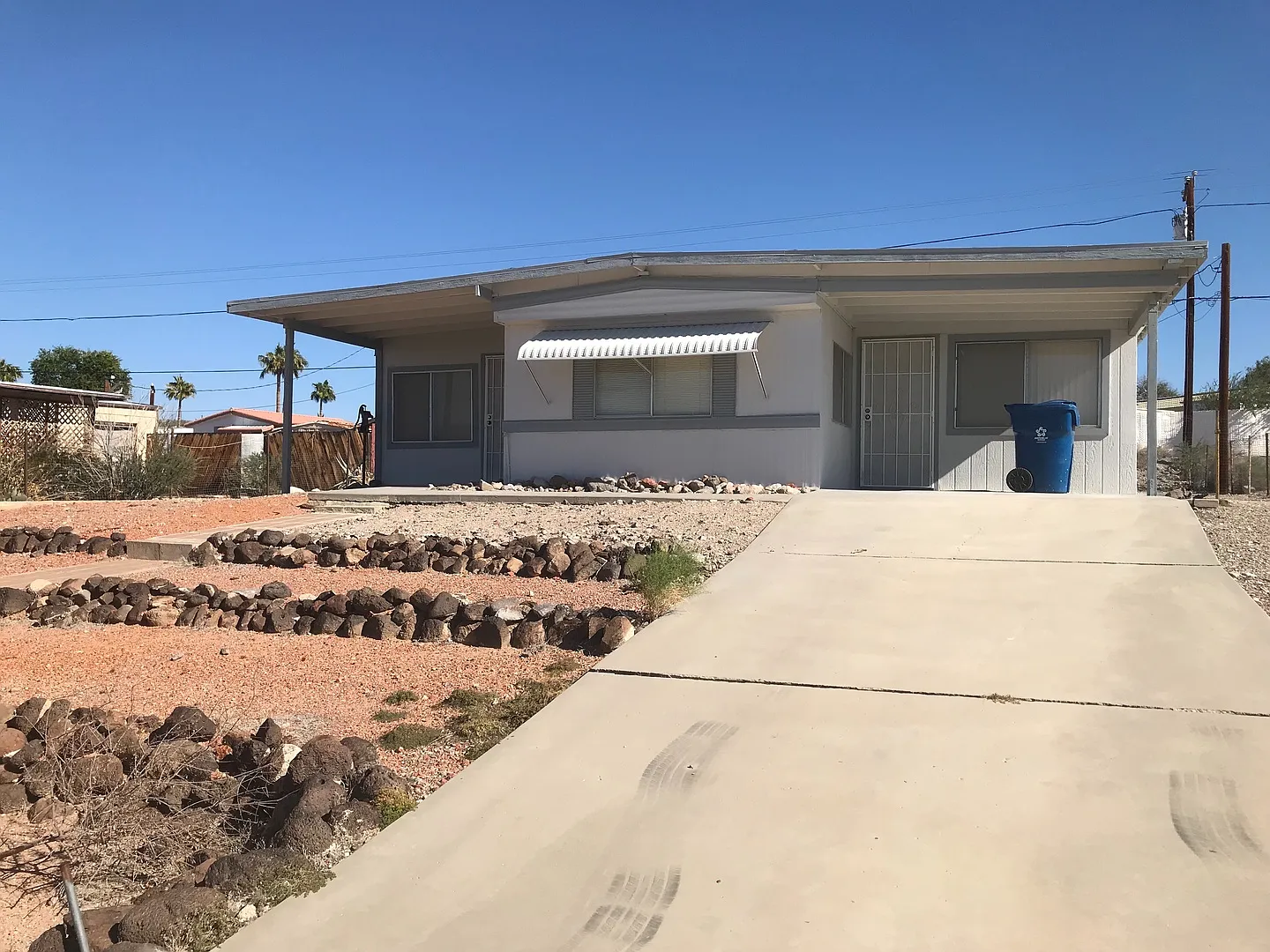 Winter Vacation Rental - 4 Bedroom/1.5 Bath — Photo 1
