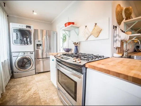 186 Bulgarmarsh Rd, Tiverton, RI 02878