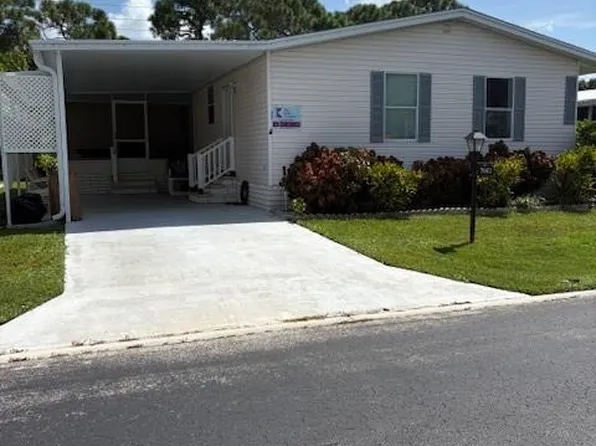 7061 SE Birchwood Ln, Stuart, FL 34997