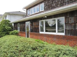 983 Marginal Rd, Long Beach, NY 11561