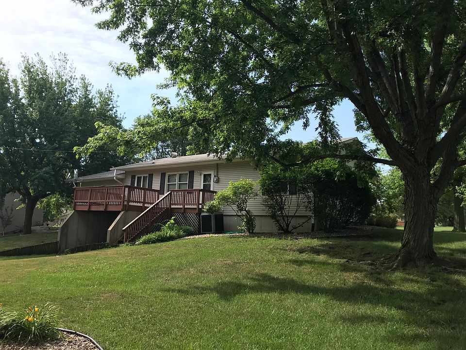 2nd image of 1206 Quail Dr