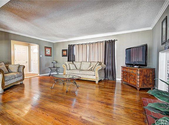 4th image of 1816 W Doublegrove St