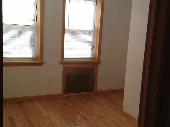 2nd image of 2161 37th St