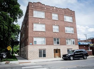 3223 N California Ave APT 1, Chicago, IL 60618