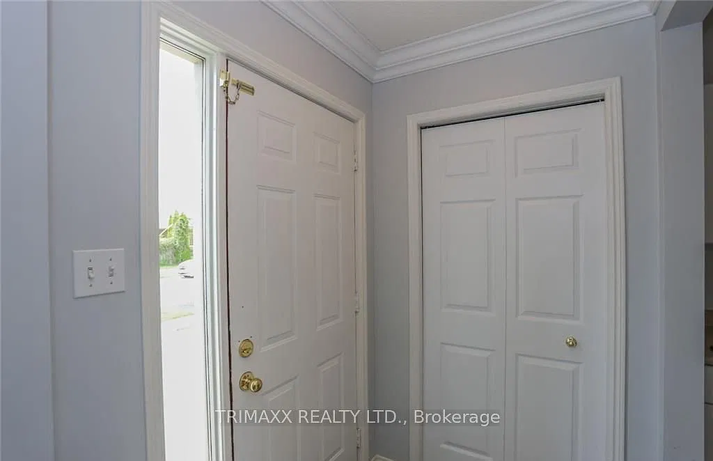 3 bed, $2,450 — Photo 4