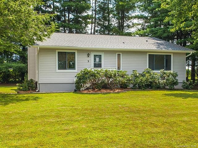 1st image of 3 Apple Blossom Ln