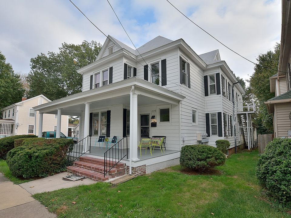1st image of 229 N Kent St
