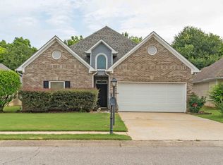1005 Lexington Dr, Moody, AL 35004