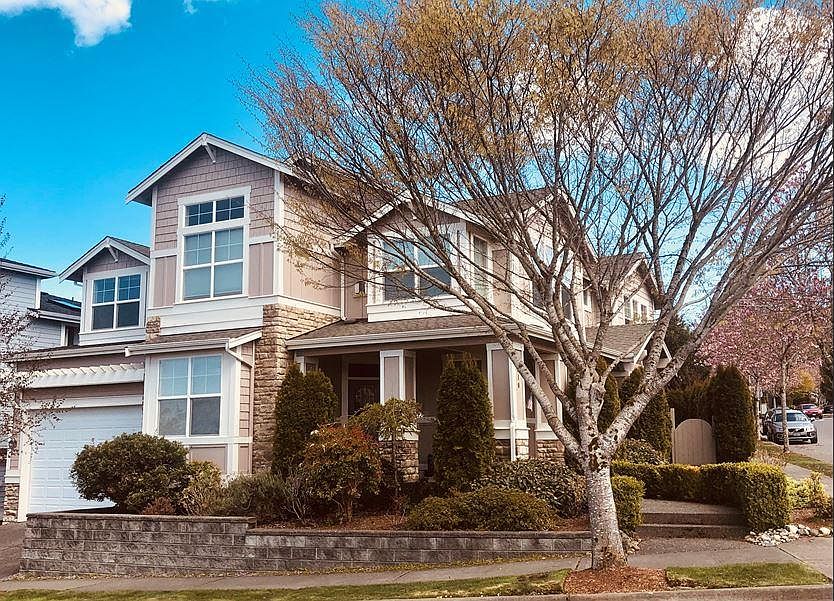 1st image of 2510 29th Ave NE
