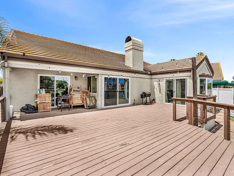 5331 Emerald Ct — Photo 33