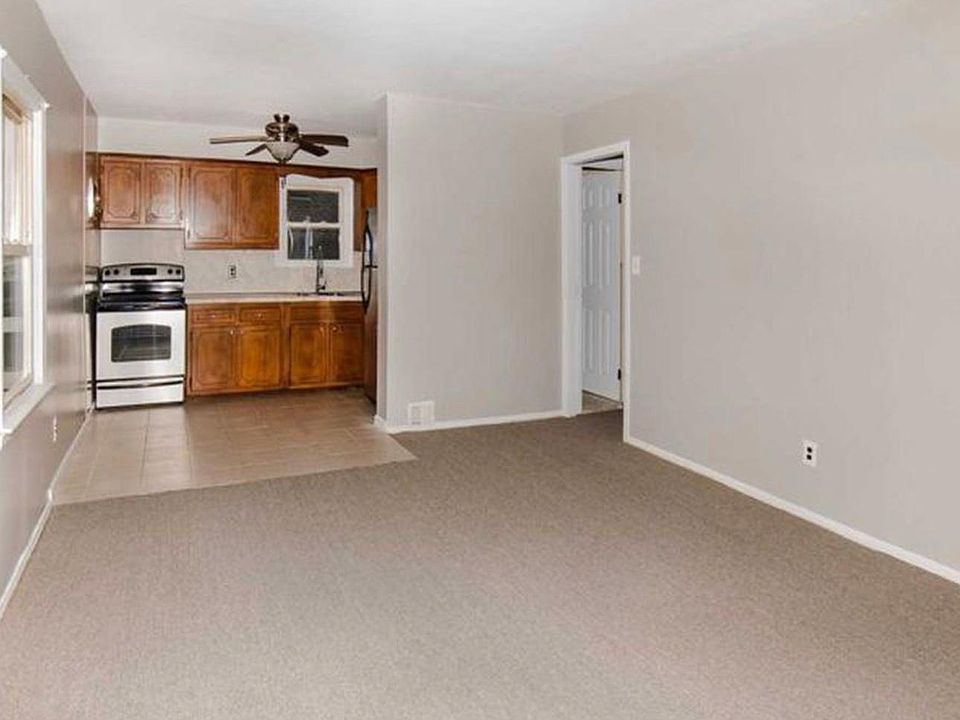 1st image of 7605 266th St Floor 2
