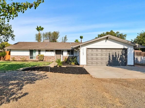 17153 Rodeo Dr, Madera, CA 93638