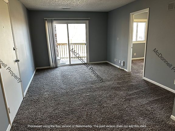 2nd image of 1005 39th St APT 8