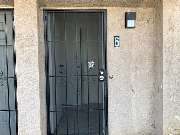 3rd image of 958 E Avenue Q #12