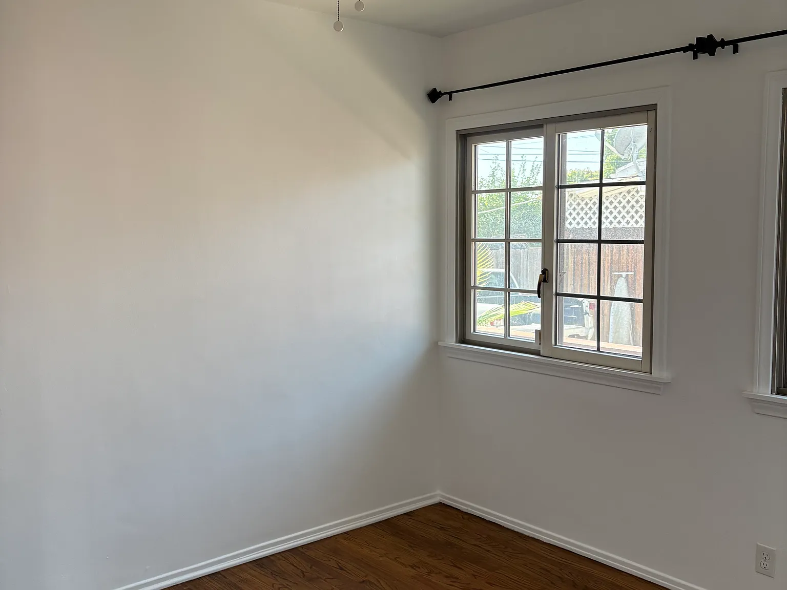 15220 Cullen Street — Photo 3