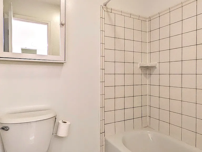 8835 Tuckerman Ln — Photo 9