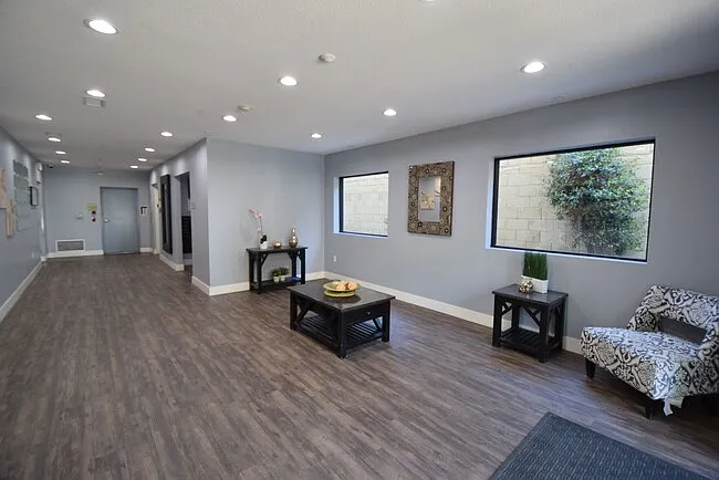 7851 Ventura Canyon Avenue — Photo 7