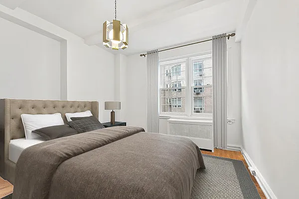 Sold by Compass | media 13